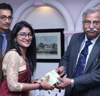 विभिन्न सरकारी संस्थाओं के लिए शासन के विचार और सुझाव।