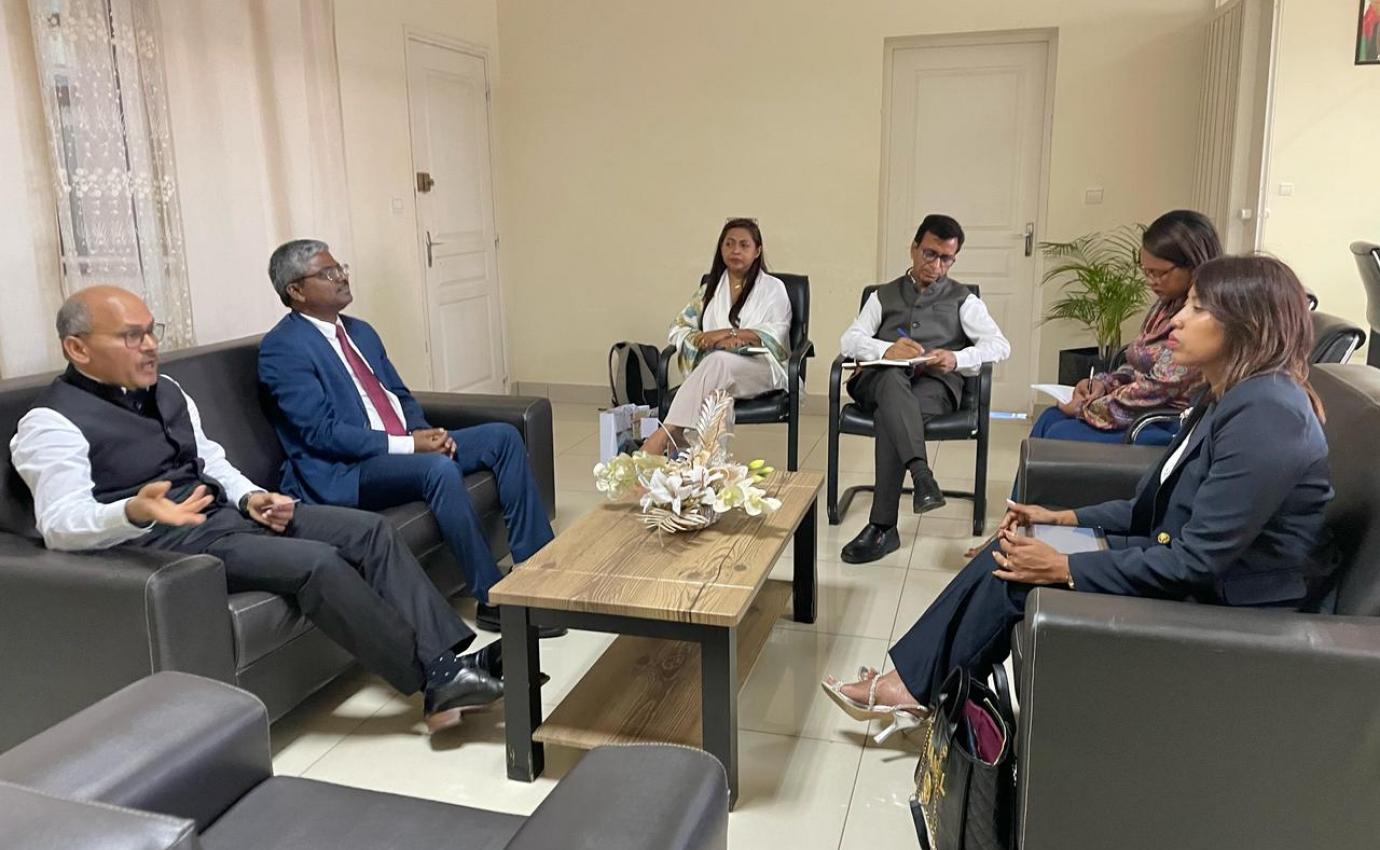 Dr. Surendrakumar Bagde, DG, NCGG & Mrs. Marie Agnes Anona, DG, ENAM signed an MoU on 25.03.25 in Antananarivo, Madagascar to enhance capacity-building training on public policy governance for Madagascar’s civil servants