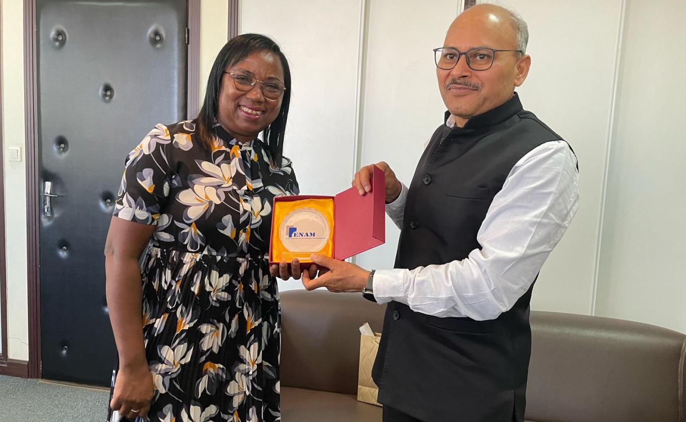 Dr. Surendrakumar Bagde, DG, NCGG & Mrs. Marie Agnes Anona, DG, ENAM signed an MoU on 25.03.25 in Antananarivo, Madagascar to enhance capacity-building training on public policy governance for Madagascar’s civil servants